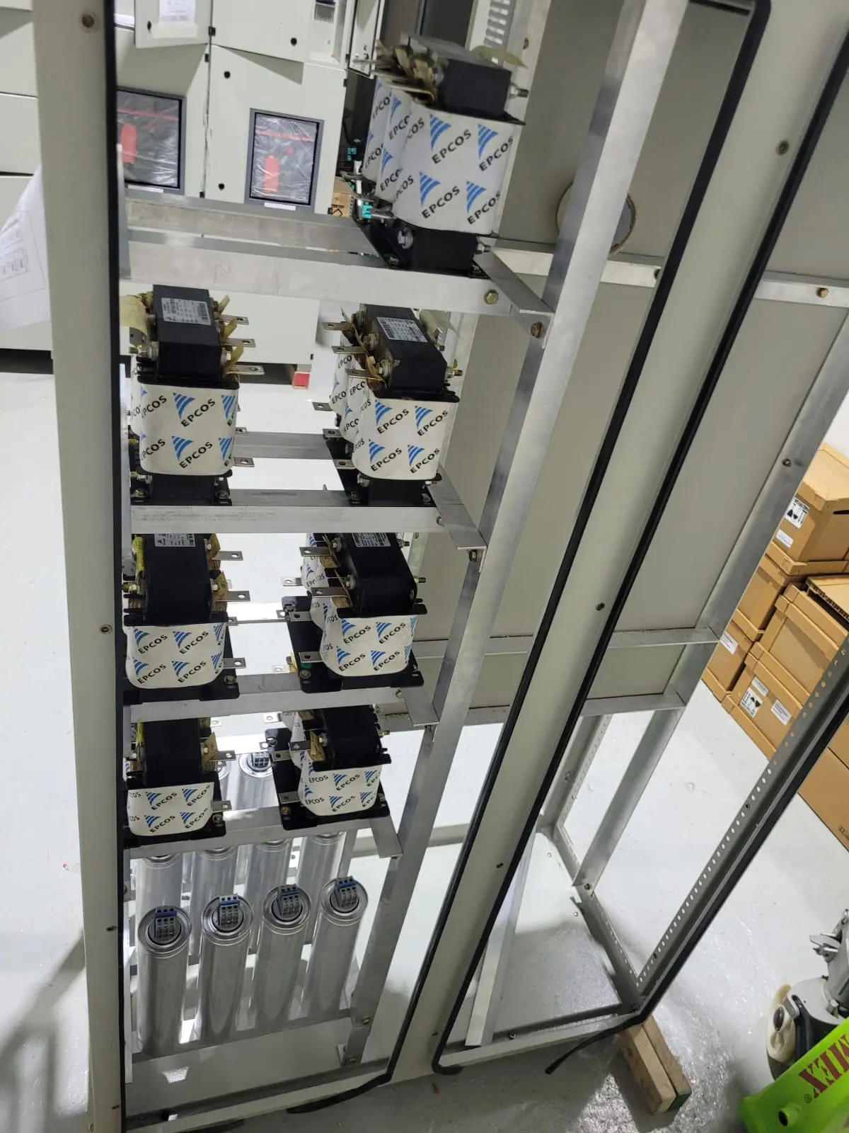 Synchronizing control panel