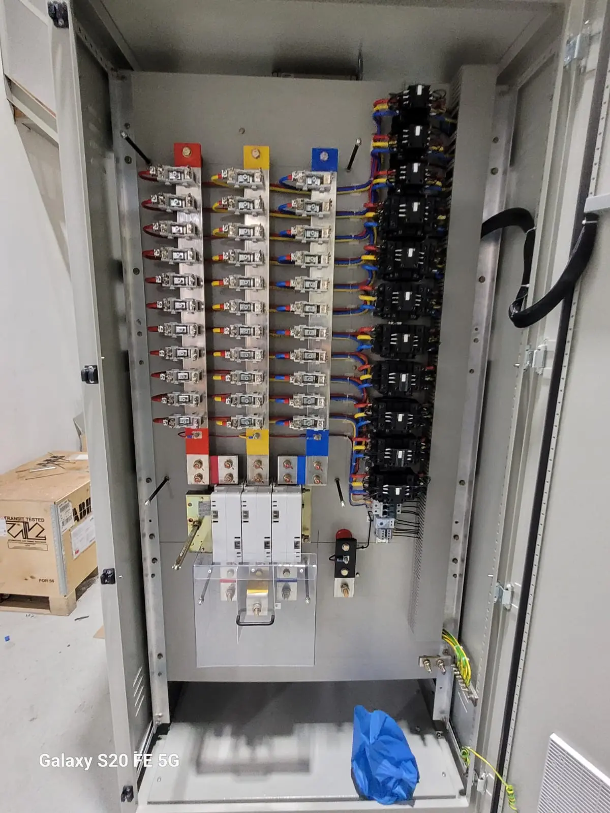 Detailed panel assembly by Seven Light team
